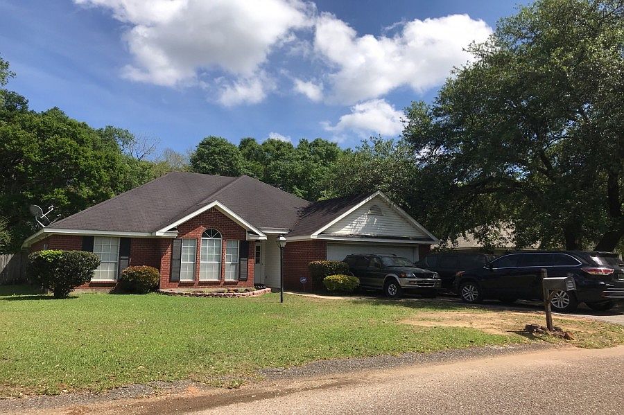 1st image of 1700 Woodforest Dr