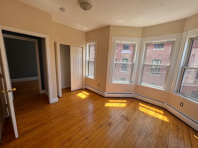 13 Bismarck St #3 — Photo 9