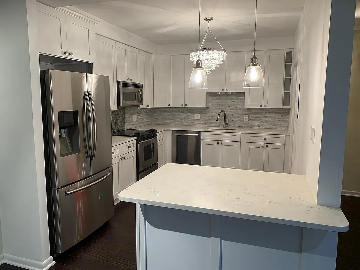 Building Photo - 1045 31st St NW #103