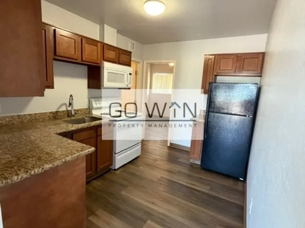 Silver Palms Apts, 1325 N 30th Dr APT 27, Phoenix, AZ 85009