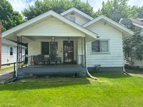 917 Brentwood Ave, Youngstown, OH 44511