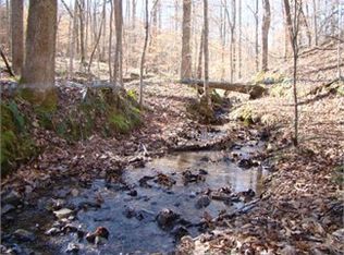 284 Stone Mass Rd, Linden, TN 37096