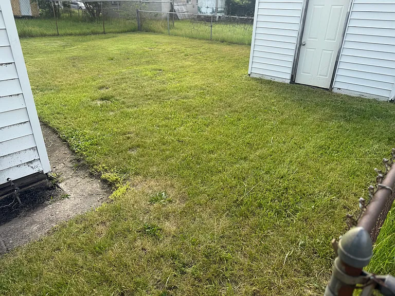 2818 Marshalltown Dr — Photo 2