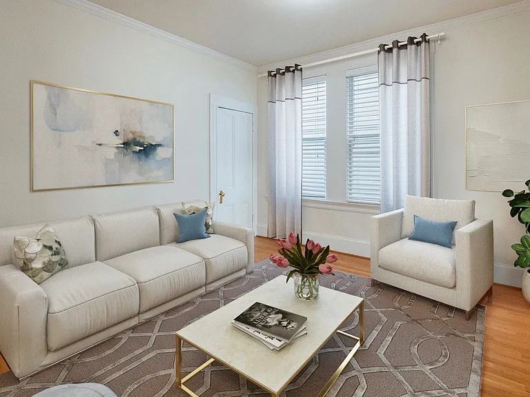 571 Lombard St — Photo 4