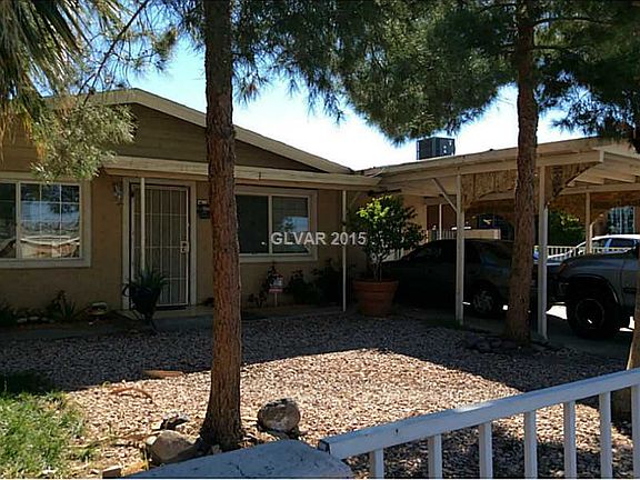 2nd image of 2204 Ash Ave