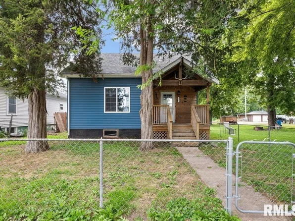 1352 10th Ave, East Moline, IL 61244