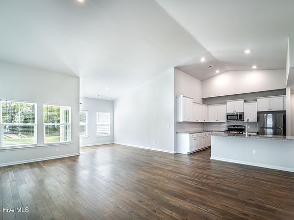 2nd image of 7956 N Balfour Drive NW