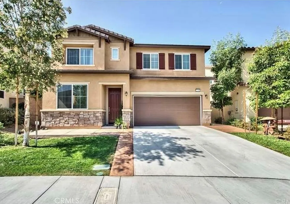 3288 Ledgewood Cir