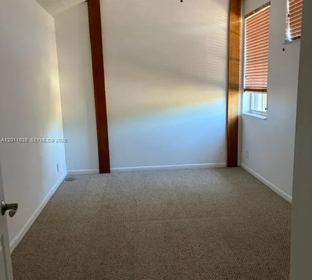 667 Woodgate Ln #B — Photo 17