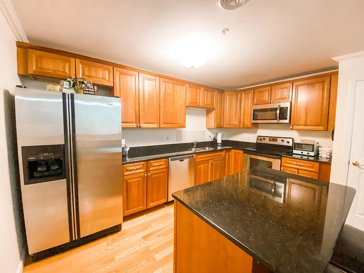 2 bed, 1470 sqft, $2,500 — Photo 4