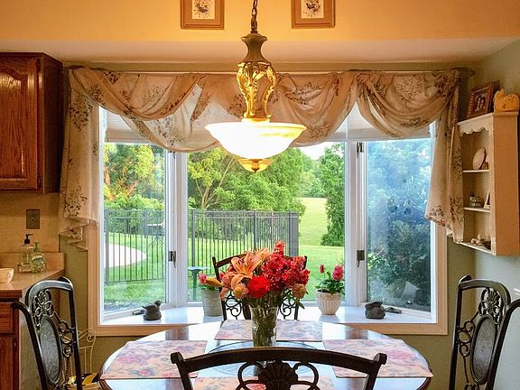 Breakfast nook