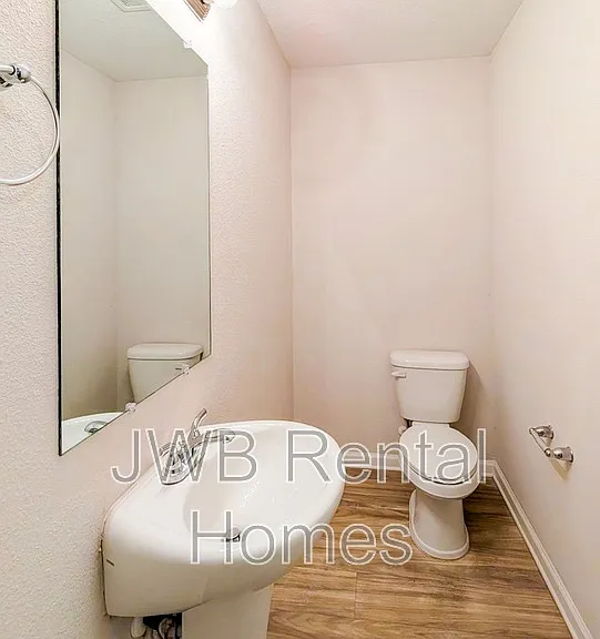 8511 McGirts Village Ln — Photo 6