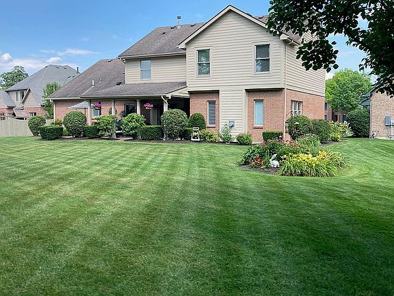 2nd image of 1385 Leaf Tree Ln
