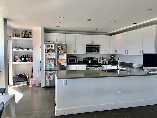 Rented by Triumph Property Group | media 9