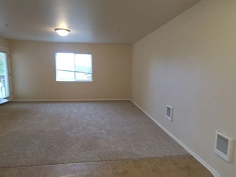 Wellesley Park Apartments — Photo 138
