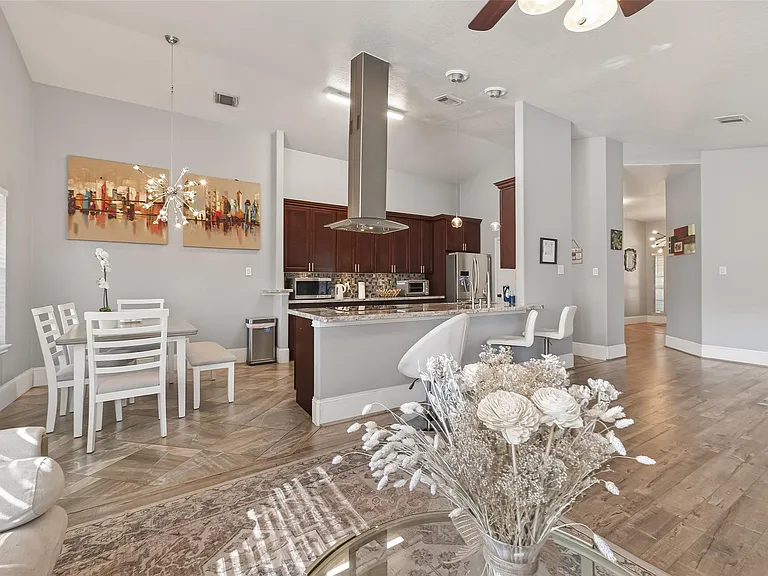 1214 Wesley Dr — Photo 13