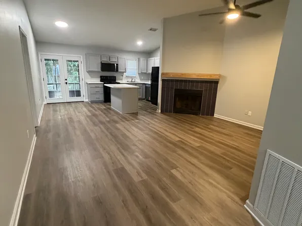 2661 Hidden Village Dr, Jacksonville, FL 32216