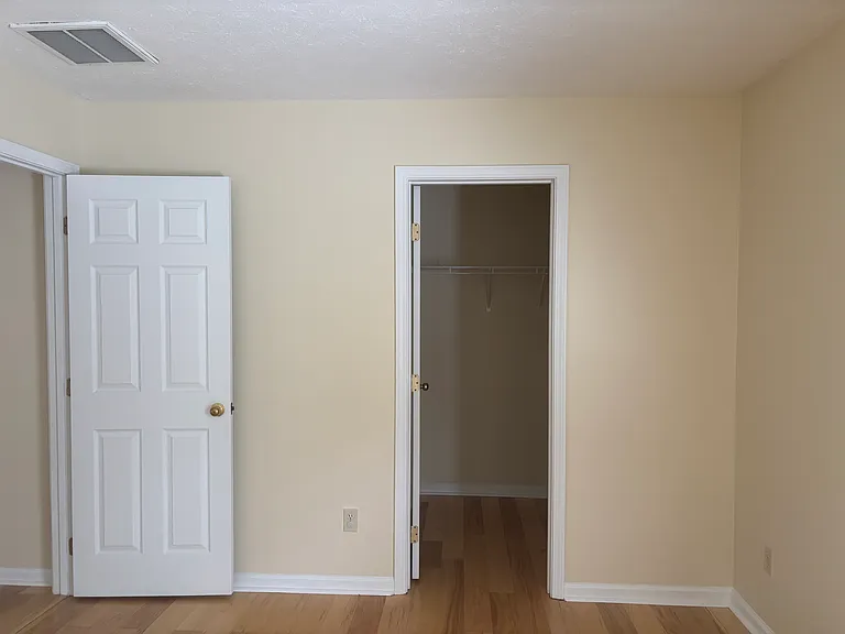 1116 Benjamin Ln — Photo 30