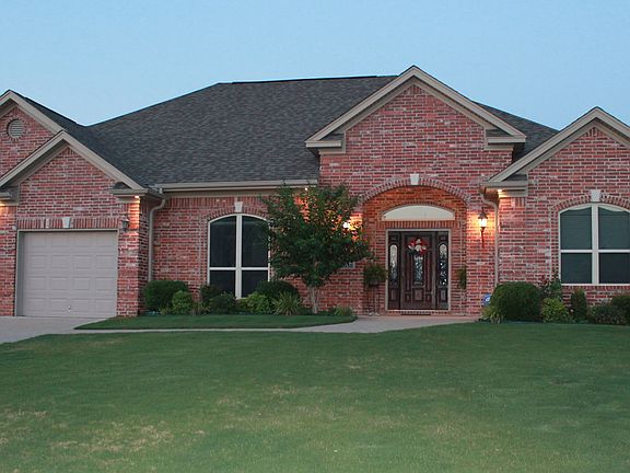 2nd image of 2030 Monticello Dr
