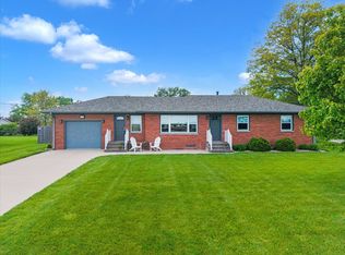 11802 9th St, Milan, IL 61264