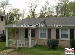 2736 Pitts Dr, Charlotte, NC 28216