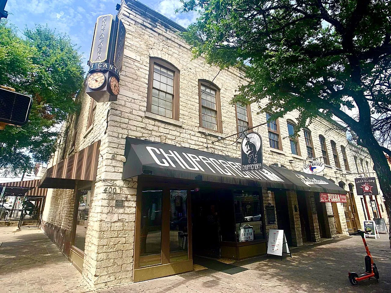 1 bed, 120 sqft, $499 — Photo 4