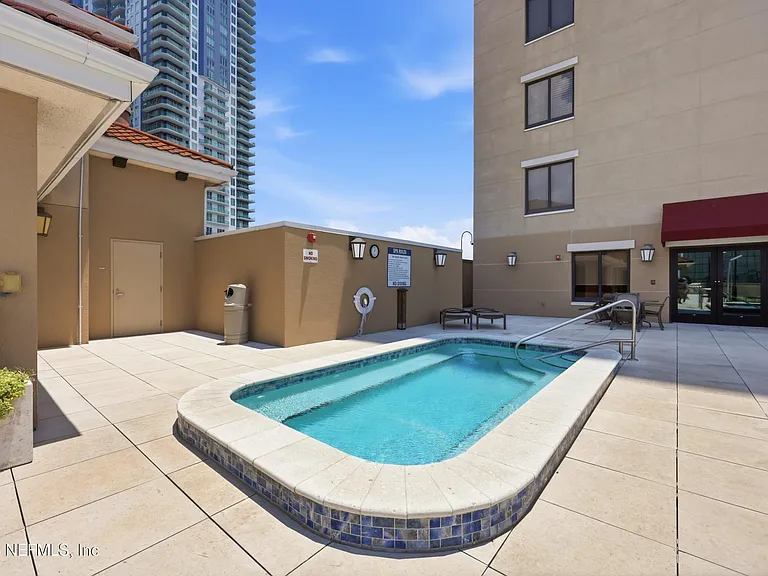 1478 Riverplace Blvd #1107 — Photo 33