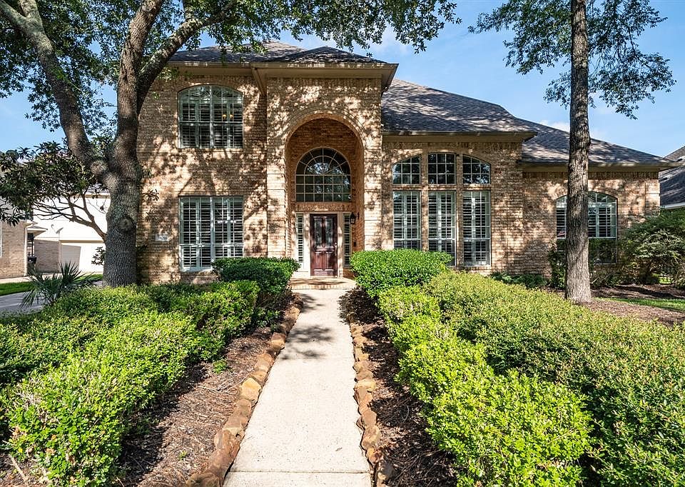 Welcome to 14311 Hartshill Drive!