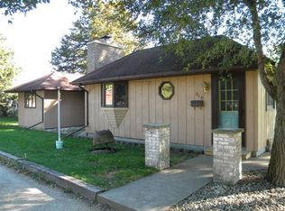 310 S Green Ave, Polo, IL 61064