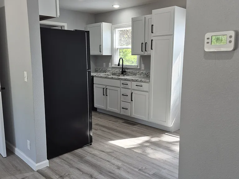 312 S Rose Hill Rd — Photo 11