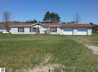 1948 Willow Wood Dr, Mt Pleasant, MI 48858