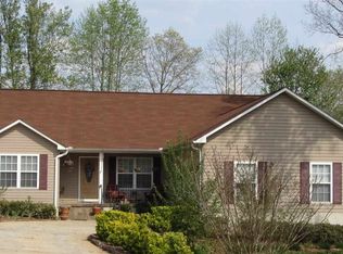 673 Jordan Creek Rd, Inman, SC 29349