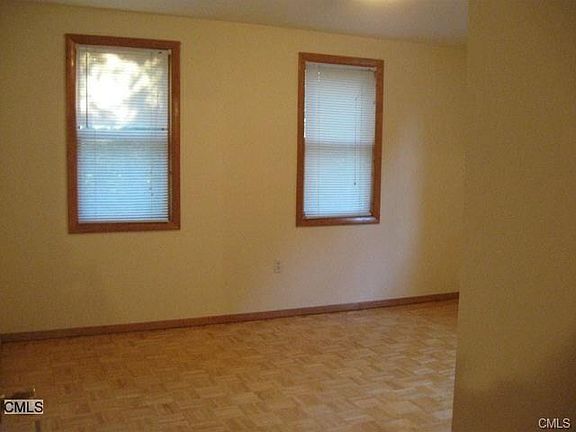 4th image of 464 Long Hill Ave