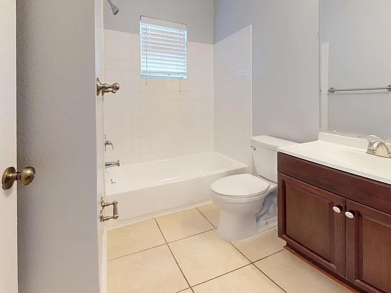 2151 Alicia Dr #C — Photo 15
