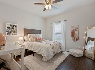 2823 S University Parks Dr, Waco, TX 76706