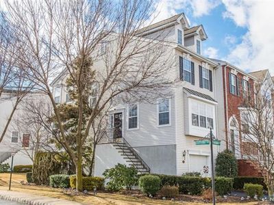 230 Swathmore Dr, Nutley, NJ, 07110