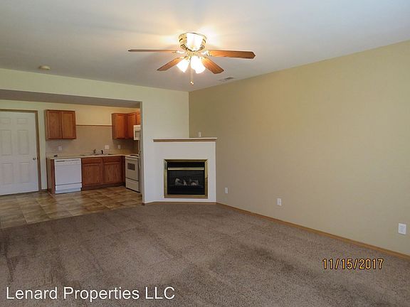 3rd image of 1422 W Frosty Dr APT 3