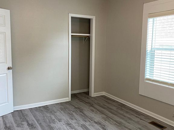 3rd image of 1406 Manteo St Unit B