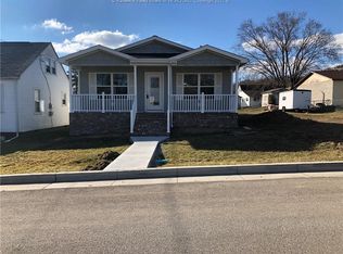 1319 Adams Ave, Milton, WV 25541