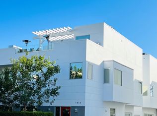 1919 Corinth Ave, Los Angeles, CA 90025