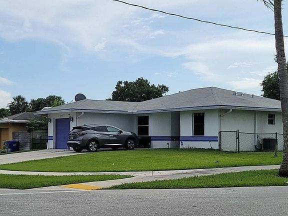 3rd image of 597 NW 19th Ter