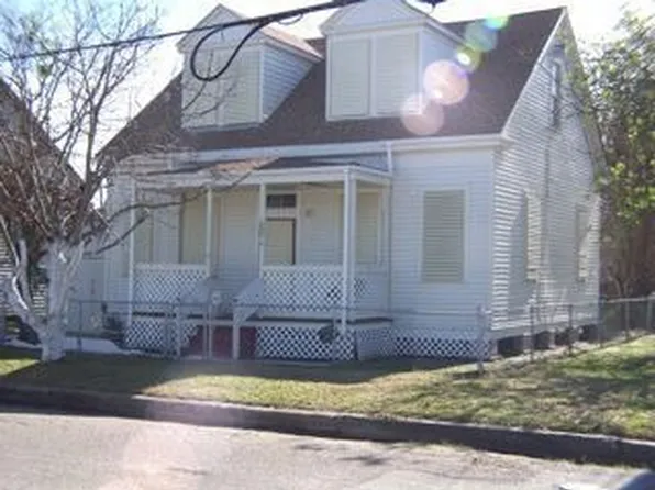 3027 Avenue L, Galveston, TX 77550