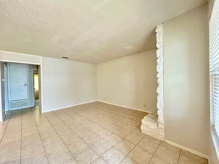 2300 Cedrick Cv #A — Photo 9