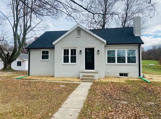 1506 N Sugarland Rd, Washington, IN 47501