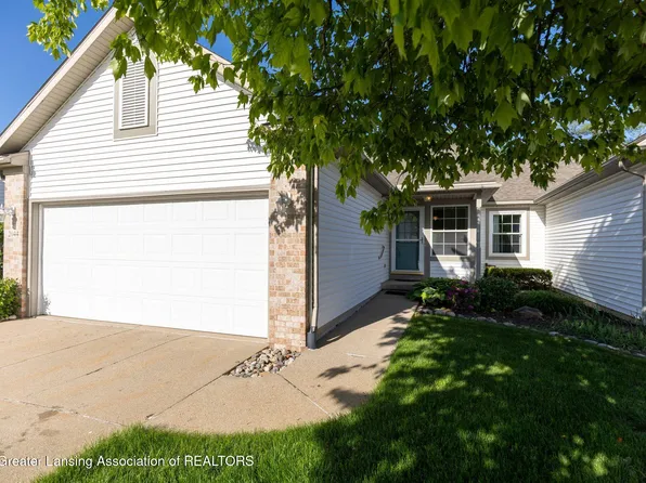 2044 Wyndham Hills Dr #7, Holt, MI 48842