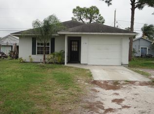 1530 22nd Ave SW, Vero Beach, FL 32962