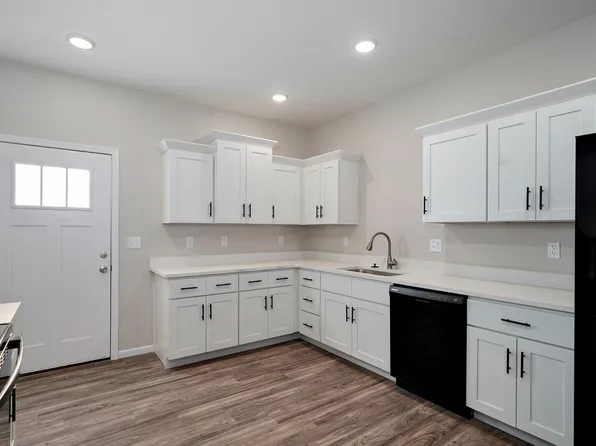 Florence 307 RP, 307 S Florence Ave #B, Springfield, MO 65806