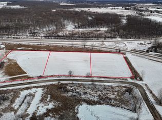 Handschke Dr #2, New London, WI 54961