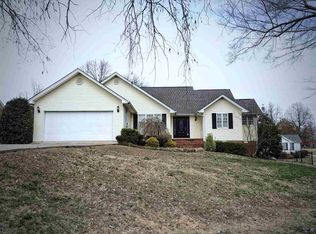 965 Christa Dr, Paducah, KY 42003