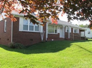 2306 Fairview Rd, Galax, VA 24333